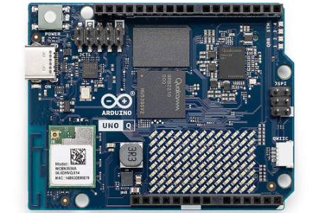 Arduino UNO Q 双架构高性能单板