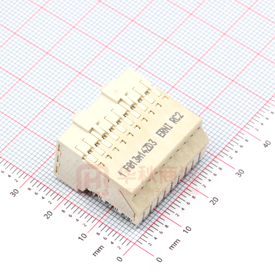 973028