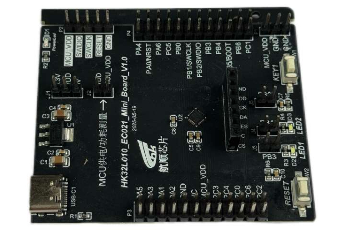HK32EC021开发板